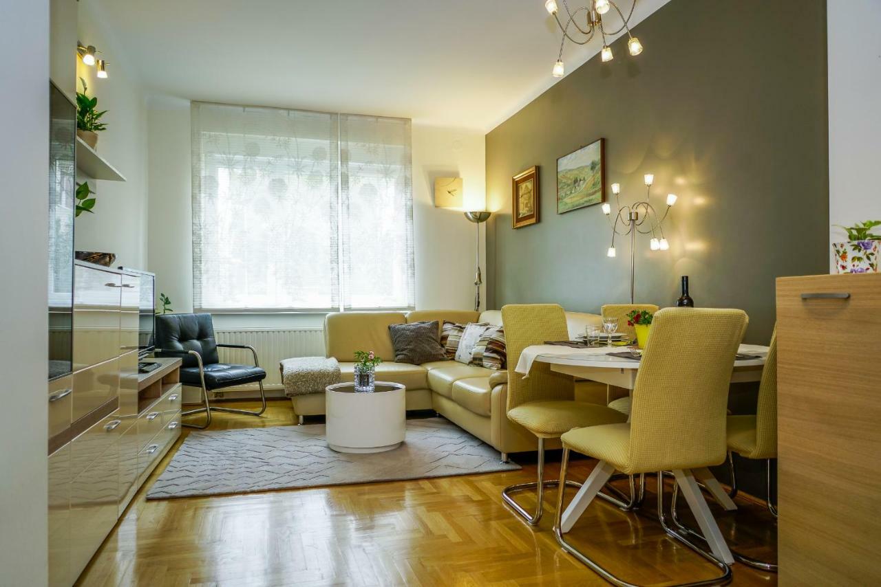 Yellow Bike Apartment Zagreb Exterior photo